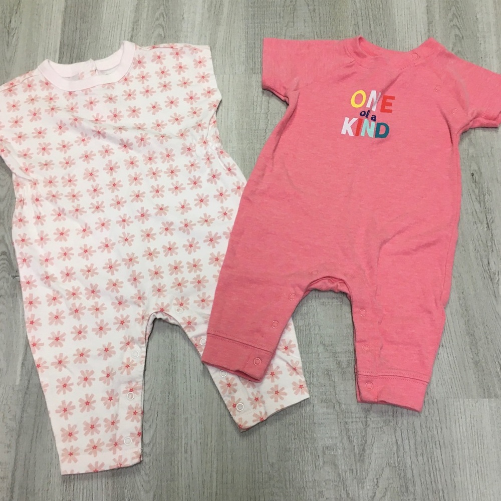 Gymboree set of 2 one pieces 0-3&3-6 months  NWOT